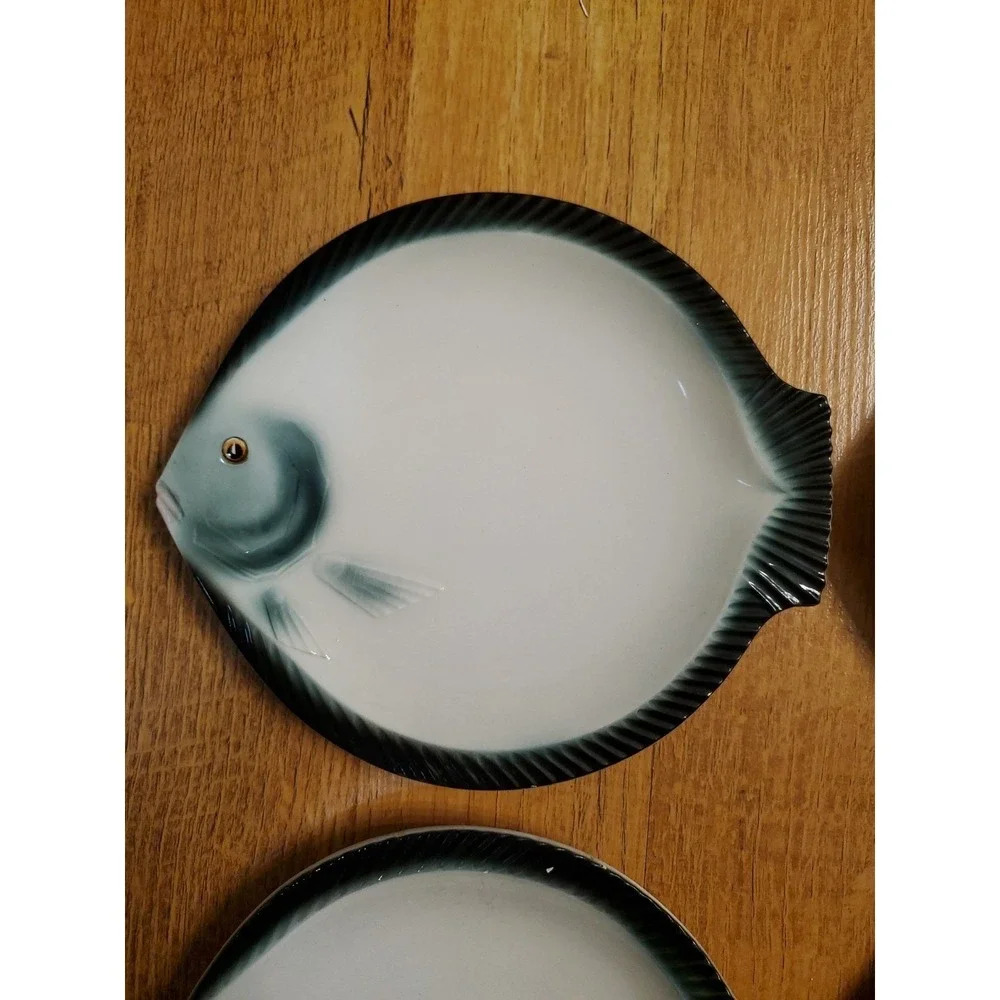 Vtg Ucagco Japan Fish Plate SET OF 4 8